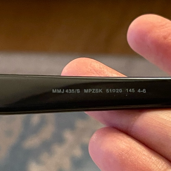 100% authentic Marc Jacobs Perforated Metal Mirrored Sunglasses - Picture 9 of 10